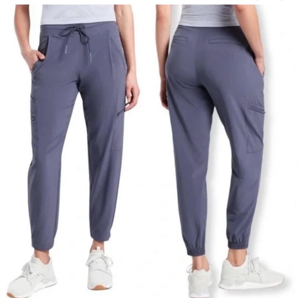 Athleta 8 Tall Venture Jogger Style Pant in Medieval Violet